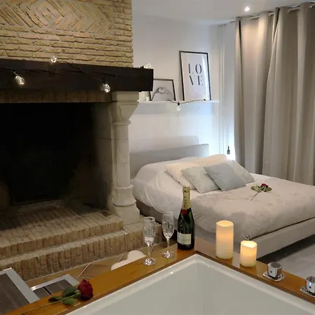 Apartament La Suite, Room, Grand Jacuzzi, Port De Plaisance De Valery En Caux